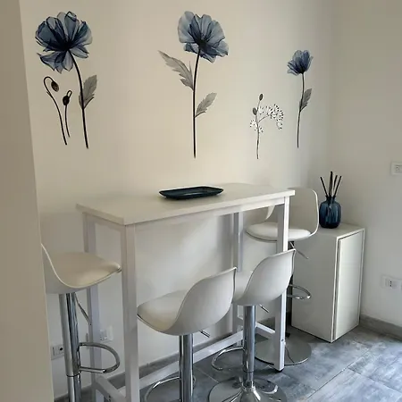 Seaside Two-room *