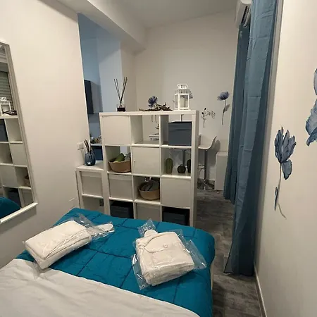 Seaside Two-room